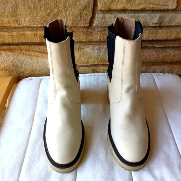 Free People Women's Leather Cream and Black Ankle Boots_41